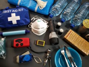 Read more about the article 15 Travel Smart, Travel Light Ideas: Redneck Rican Way